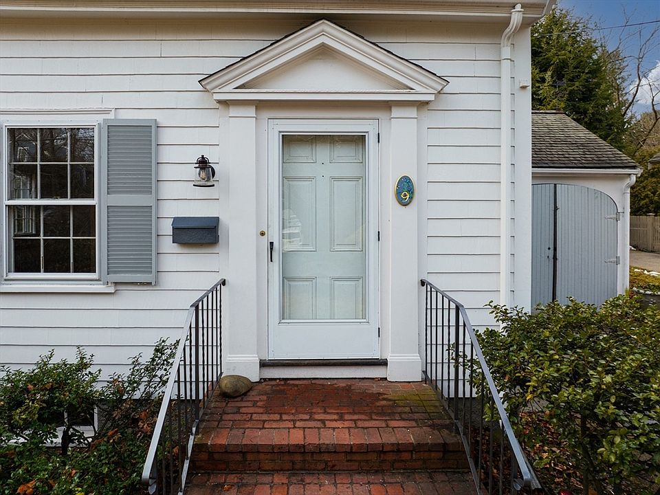 9 Hillside Ter, Lexington, MA 02420 | Zillow