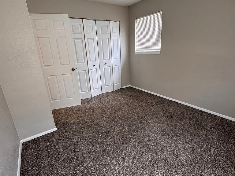 9406 Reeder Dr — Photo 15