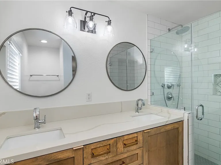 1234 S Westlake Blvd — Photo 19
