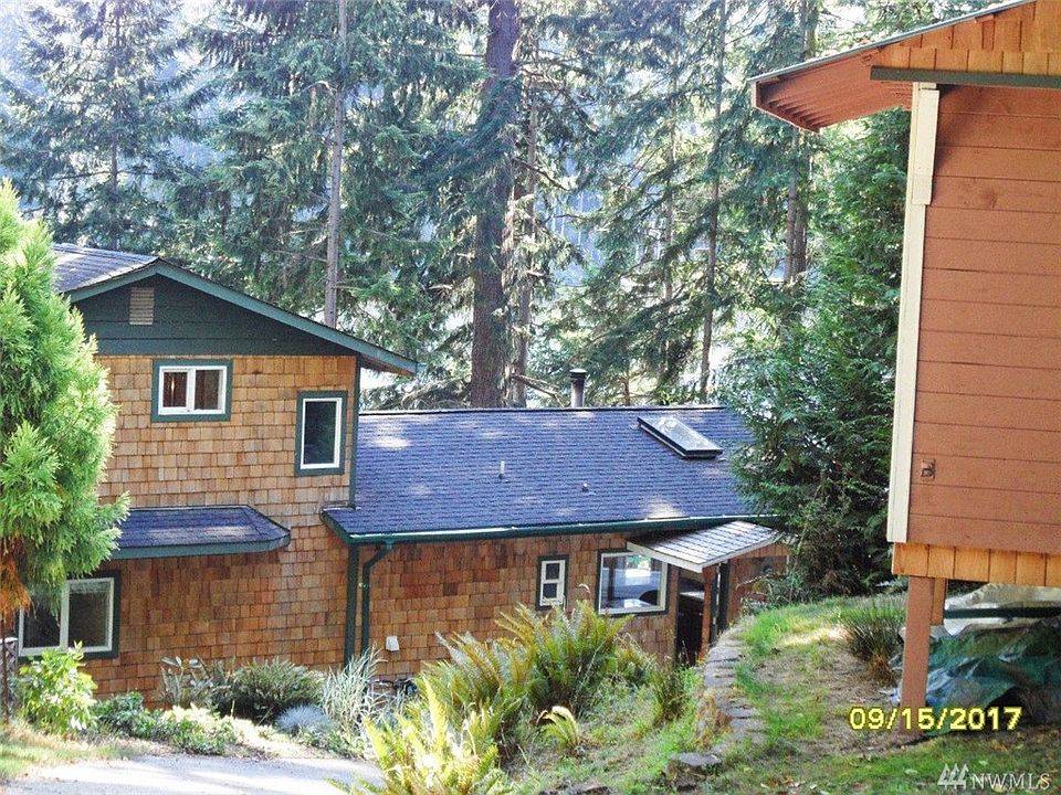 1st image of 4755 Lakeside Dr