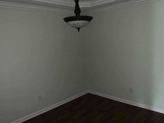 Formal Dining