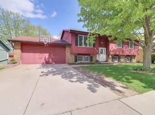 714 Lara Rd, Normal, IL 61761