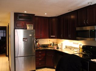 8 Wiget St APT 1, Boston, MA 02113