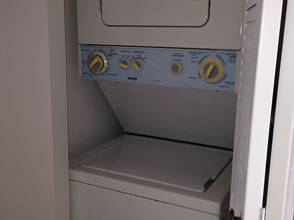 Washer/dryer in unit