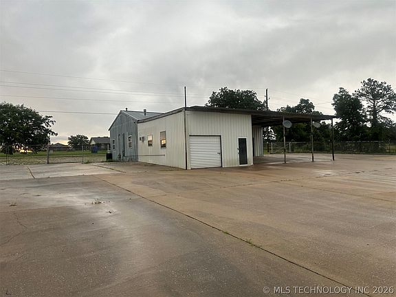 4th image of 619 Pruitt Rd