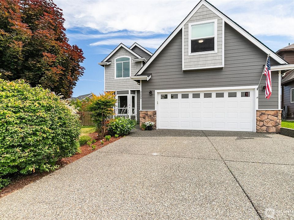 1st image of 2639 Glenmore Street