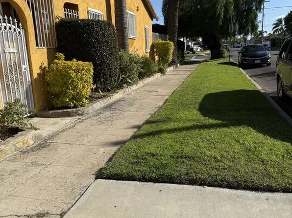 1457 W 92nd St, Los Angeles, CA 90047