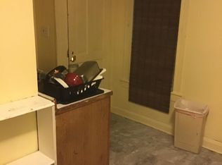 3284 N 27th St, Milwaukee, WI 53206