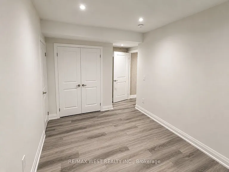 431 Concord Ave #BASEMENT — Photo 10
