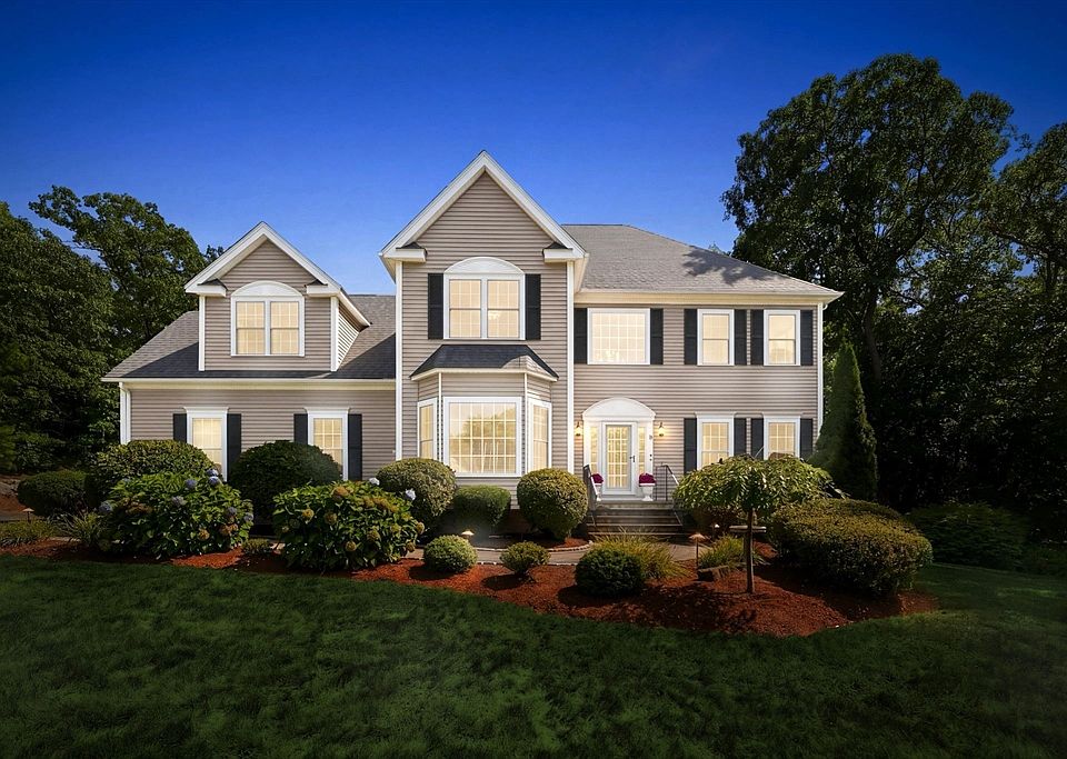 1st image of 13 Larkin Ln