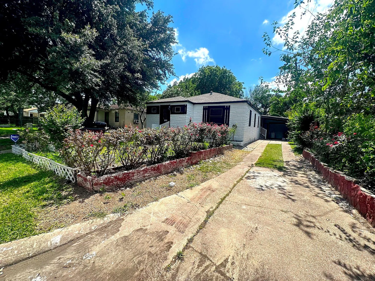 3 bed, 1.5 bath, 1320 sqft, $1,675 — Photo 2