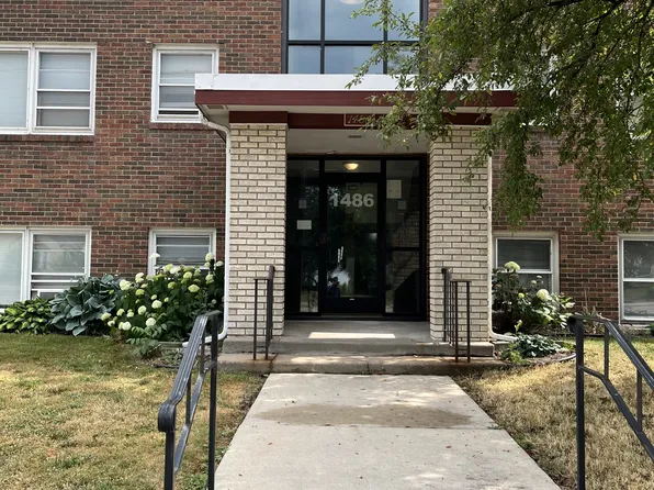 1486 Larpenteur Ave W, Saint Paul, MN 55113