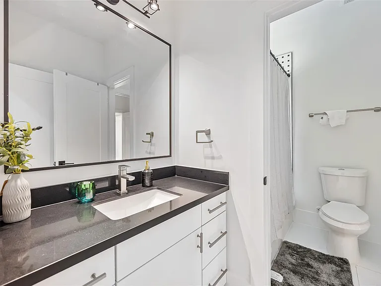 2310 Althea Dr — Photo 23
