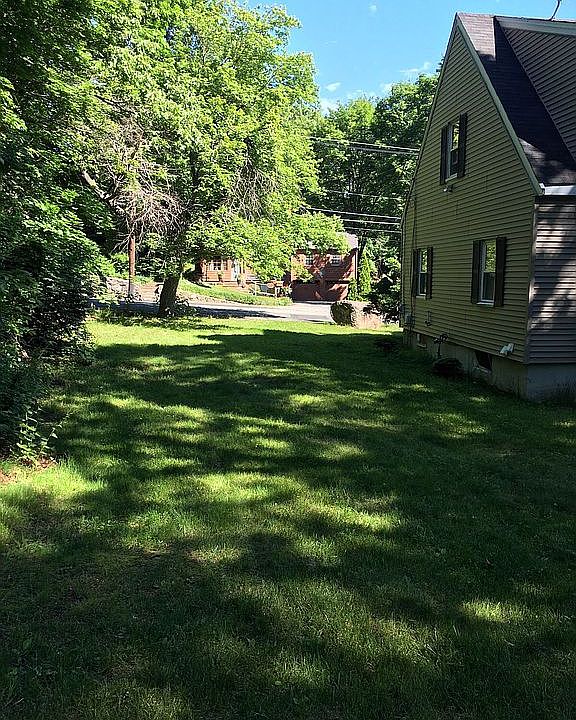 2nd image of 111 Green St