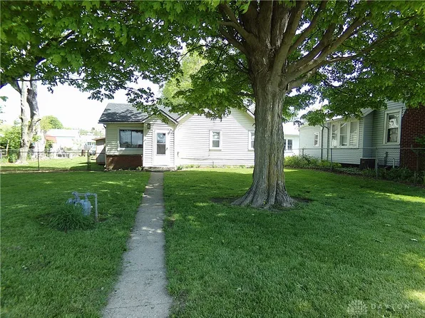 88 E Clark St, North Hampton, OH 45349