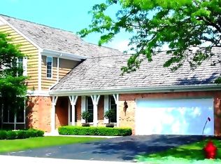 1428 Shire Cir, Inverness, IL 60067