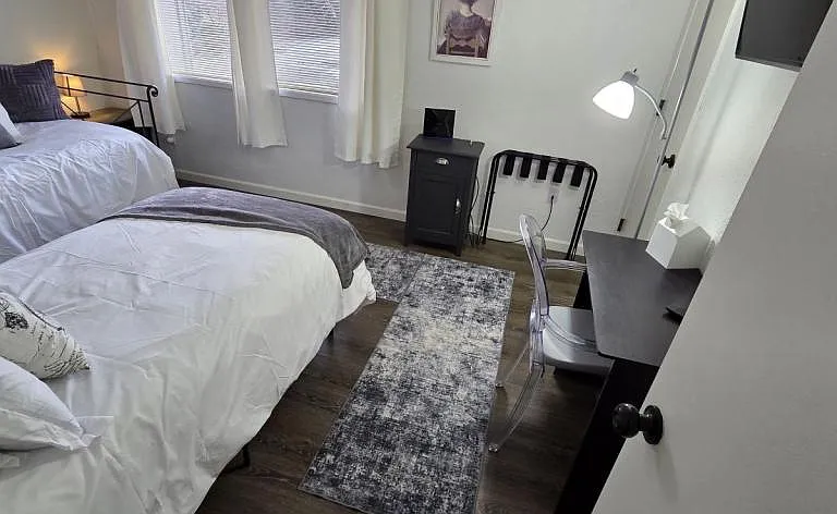 1309 Maple Leaf Ct — Photo 66