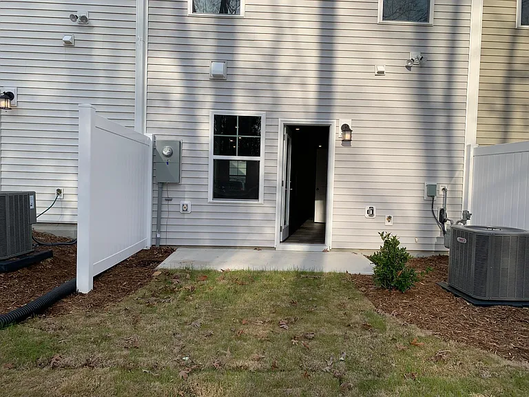 5375 Arkose Dr — Photo 3