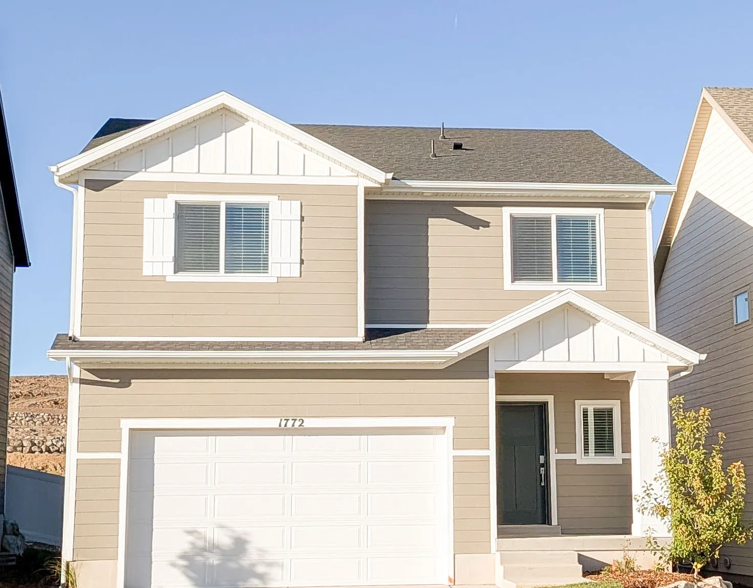 4 bed, 2.5 bath, 1831 sqft, $2,350 — Photo 1