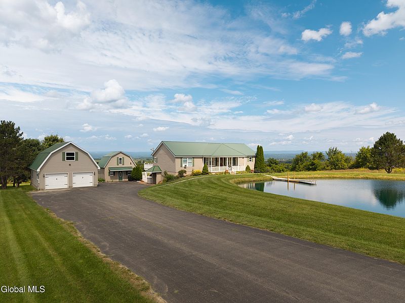 2nd image of 127 Firefly Meadow Road