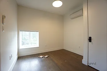 Rented by Rennit Inc.