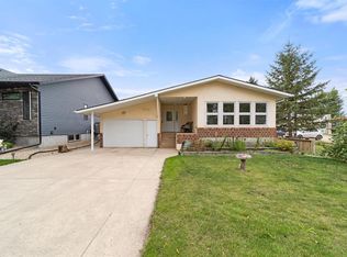 5012 E 53rd St, Stettler, AB T4K1A8