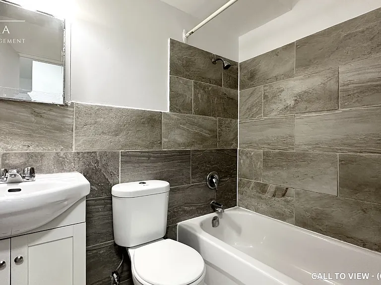1459 Trafalgar St #216 — Photo 7