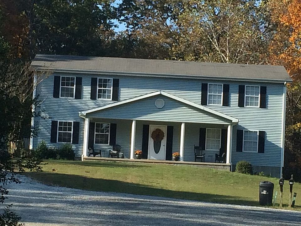 2nd image of 150 Walton Cir