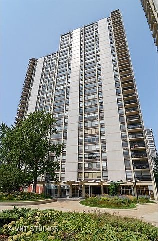 1st image of 1360 N Sandburg Ter APT 810