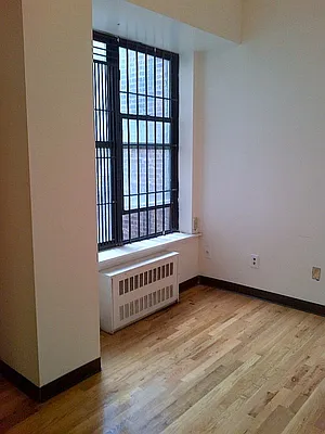 Rented by Bohemia Realty Group | media 12