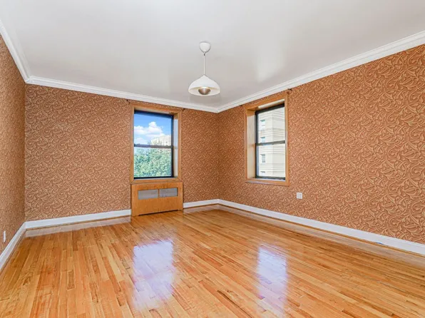 1810 Avenue N image 18 of 29