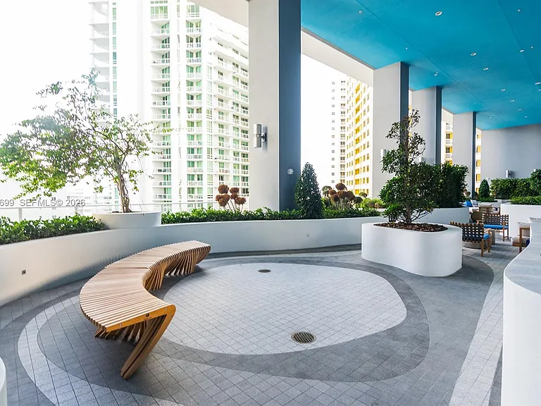 1300 Brickell Bay Dr #2900 — Photo 37