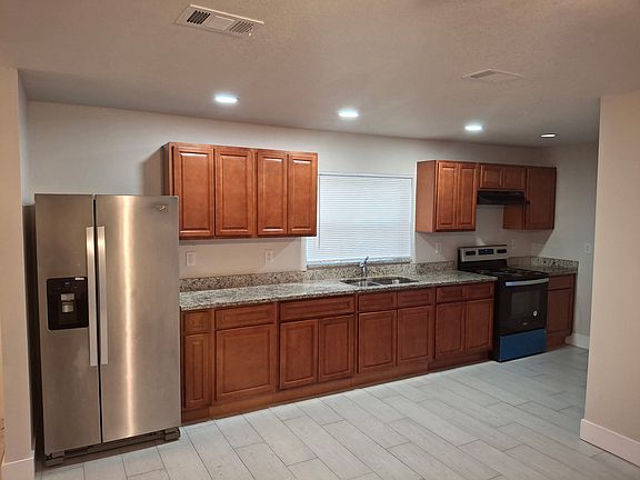 2nd image of 4105 Hood Ave