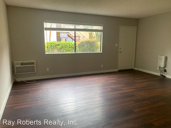 2nd image of 4424 Howard Ave