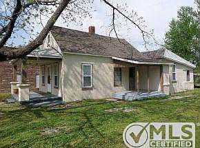 Covered Porch on Side of House