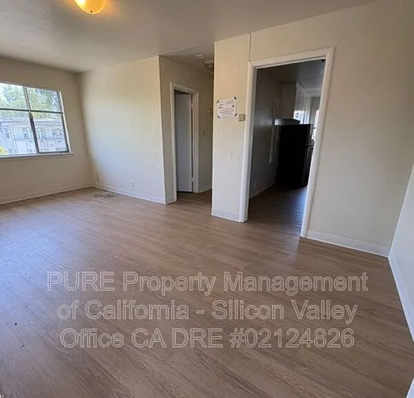 79 N 10th St #1 — Photo 3