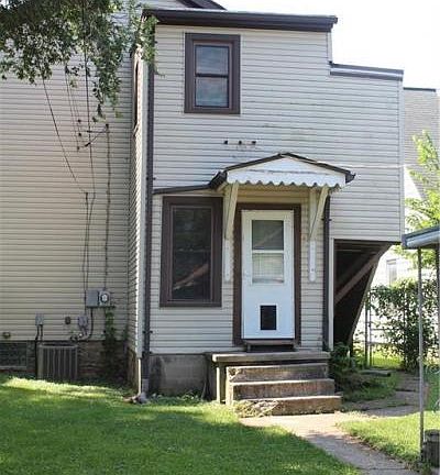 4th image of 3433 E 5th St