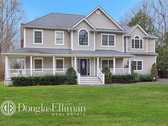 2nd image of 6 Sheppard Ln