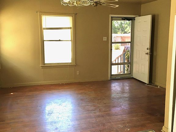 5th image of 410 Lovera Blvd