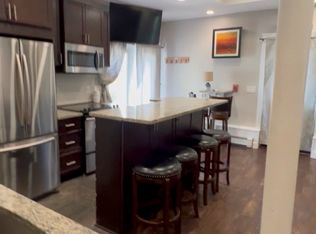 495 Broadway St #493, Newport, RI 02840