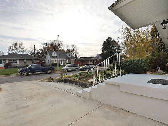 3rd image of 4140 Sexton Dr