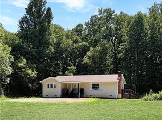 407 S Brook St, Wilkesboro, NC 28697
