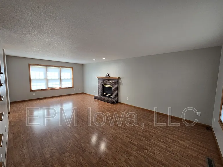 4710 Donald Dr — Photo 5
