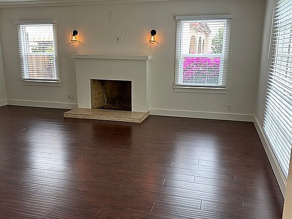 4th image of 2610 S Bedford St #1