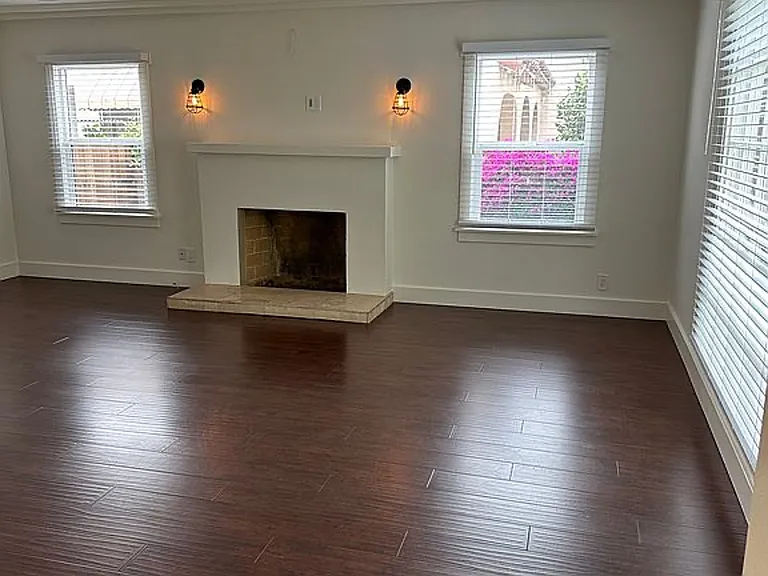 2610 S Bedford St #1 — Photo 4