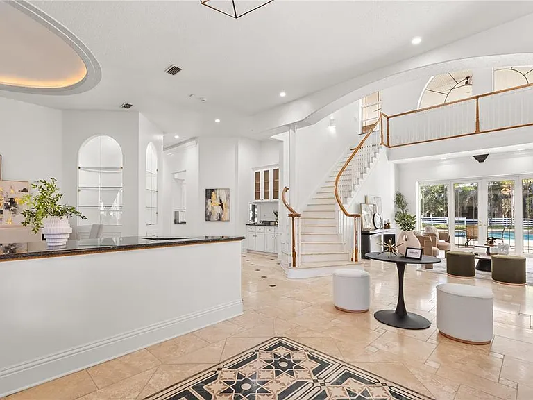1501 Lake Markham Rd — Photo 17