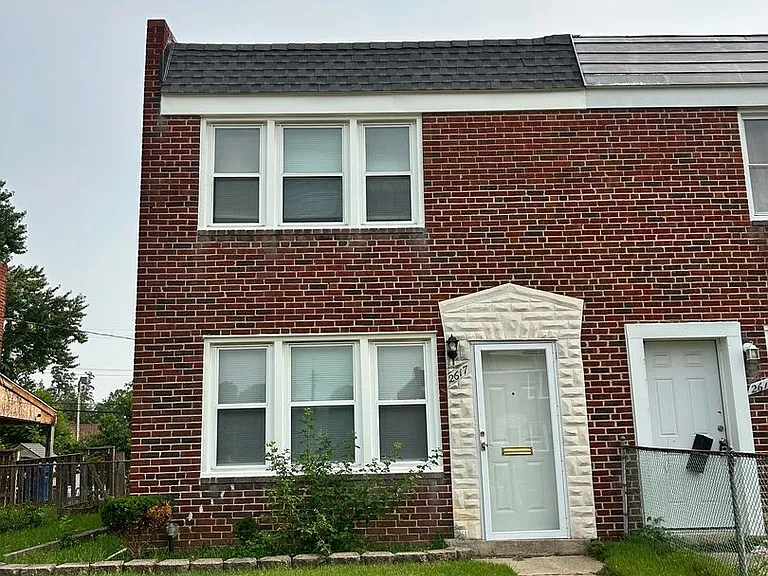 2617 Northshire Dr — Photo 1