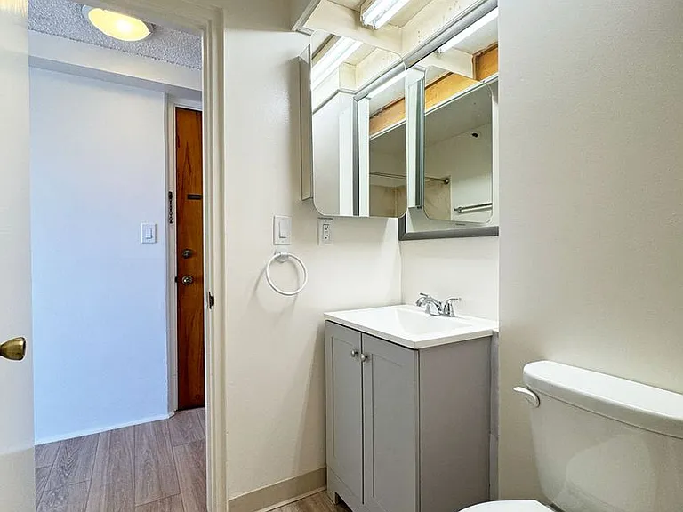 2724 Kahoaloha Ln #2007 — Photo 20