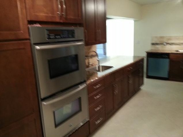 2nd image of 18071 NE 9th Ct