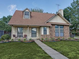 3502 Willowood Dr, Garland, TX 75040